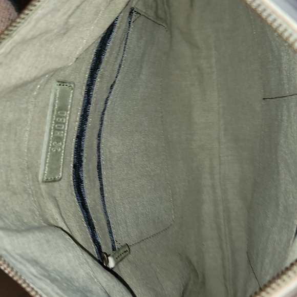 HOBO Daydream Leather Crossbody Bag - Picture 12 of 13